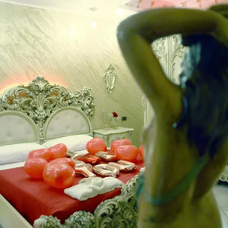 Gold Luxury ローマ