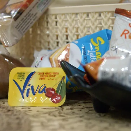 Gold Luxury アパート